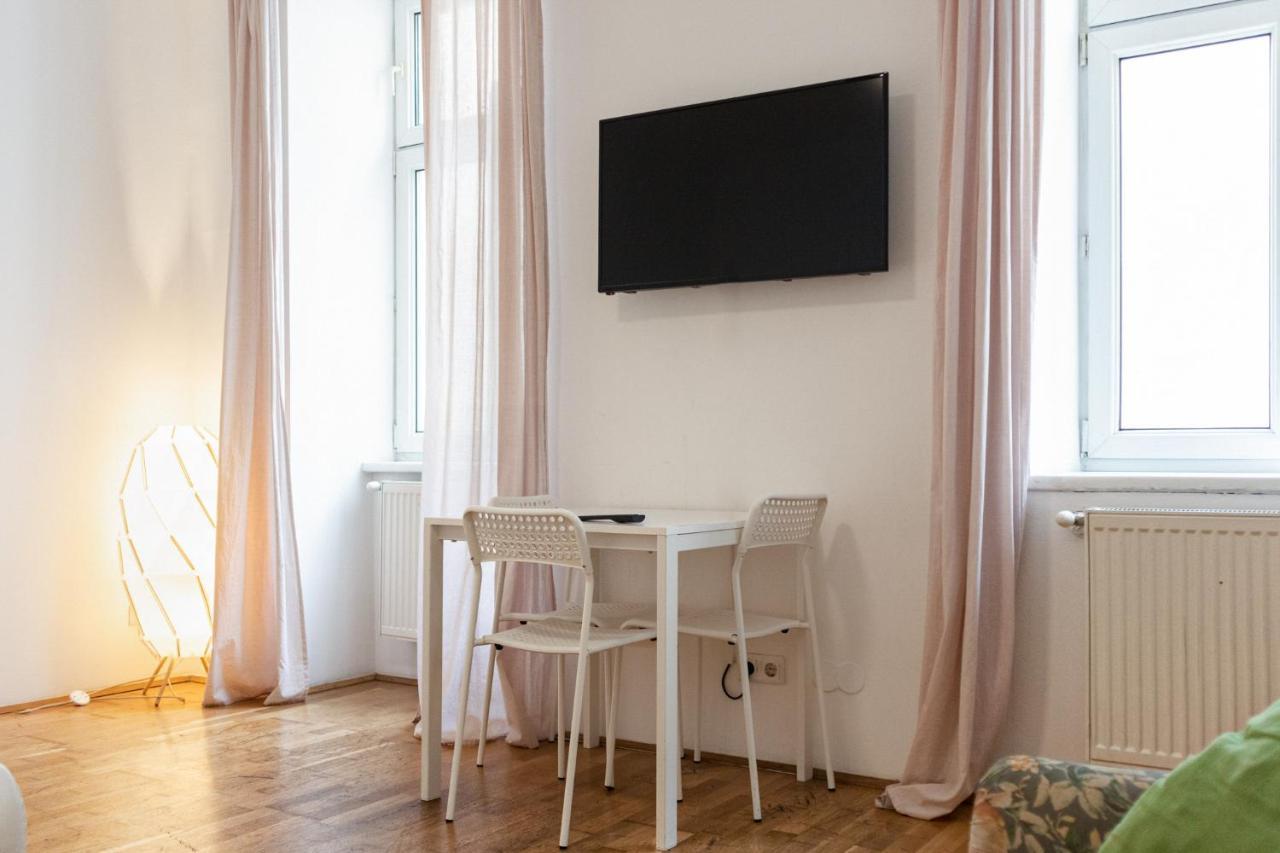 Apartment Spacious 3br Next To Belvedere Perfect For Long Wien