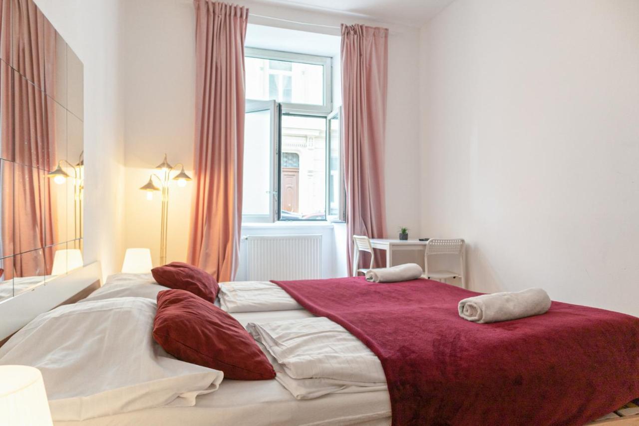 Spacious 3br Next To Belvedere Perfect For Long Apartamento *